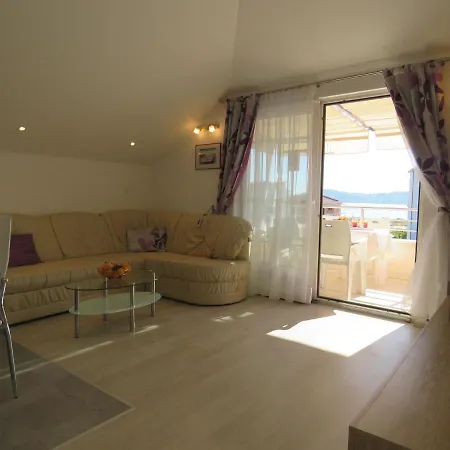 Apartmani Danek * Vodice