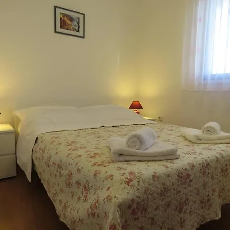 Apartmani Danek *